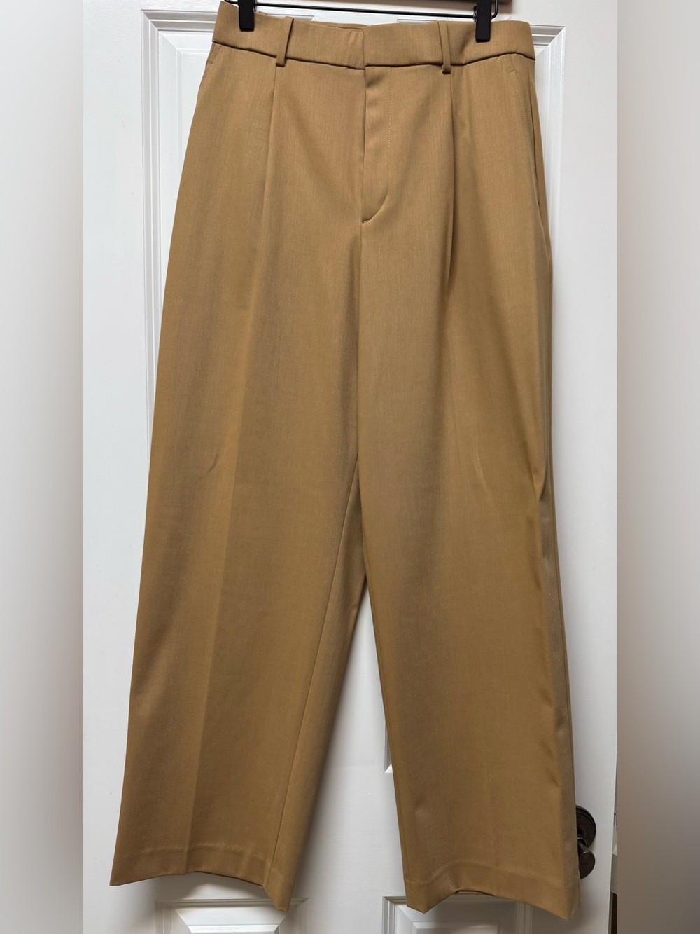 Uniqlo camel trousers